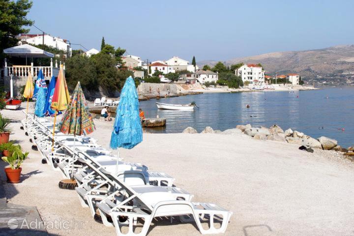 Villa Fjaba - By The Sea - With The Big Terraces & Great Sea View Trogir Exterior foto