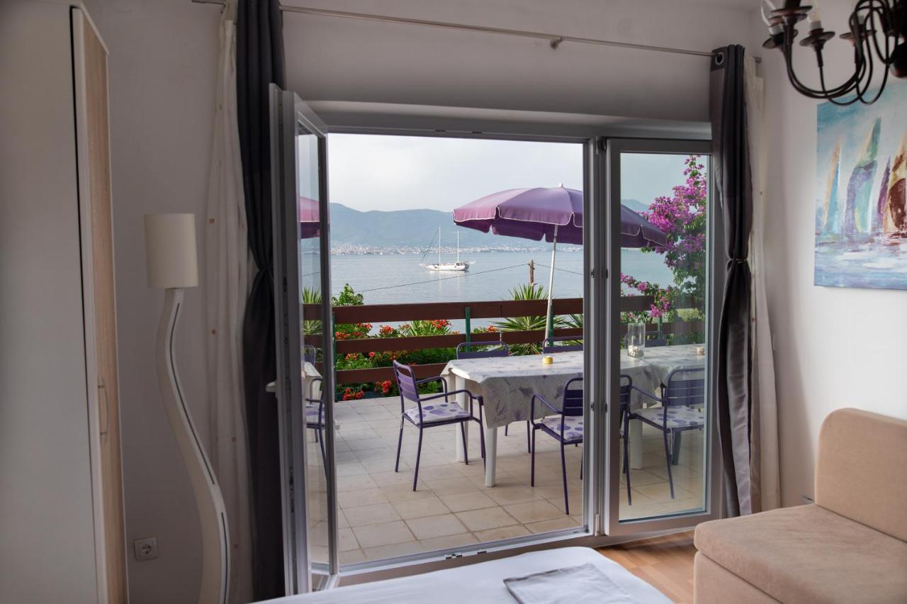 Villa Fjaba - By The Sea - With The Big Terraces & Great Sea View Trogir Exterior foto